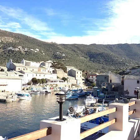 ホテル De La Jetee *