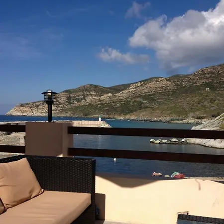 De La Jetee Hotel Centuri