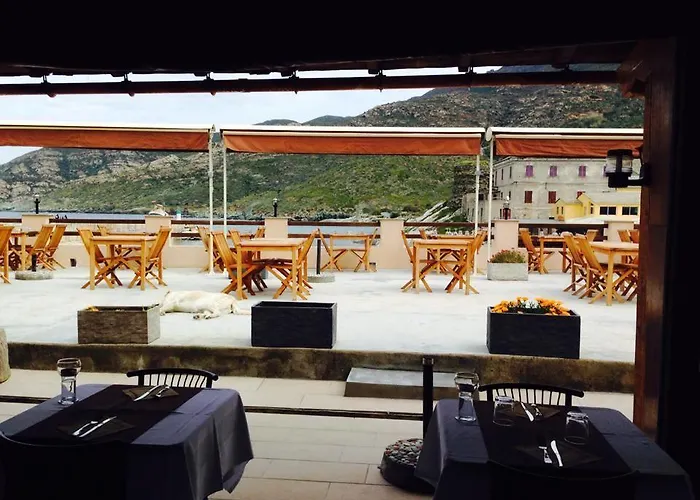Hotell De La Jetee Centuri