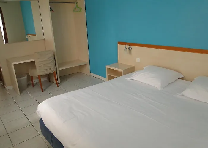 De La Jetee Hotell Centuri
