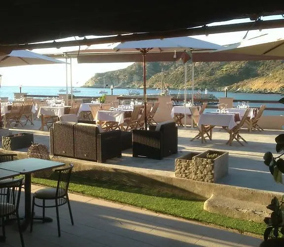 De La Jetee * Centuri