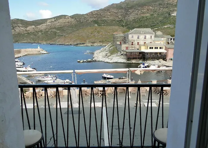 De La Jetee * Centuri